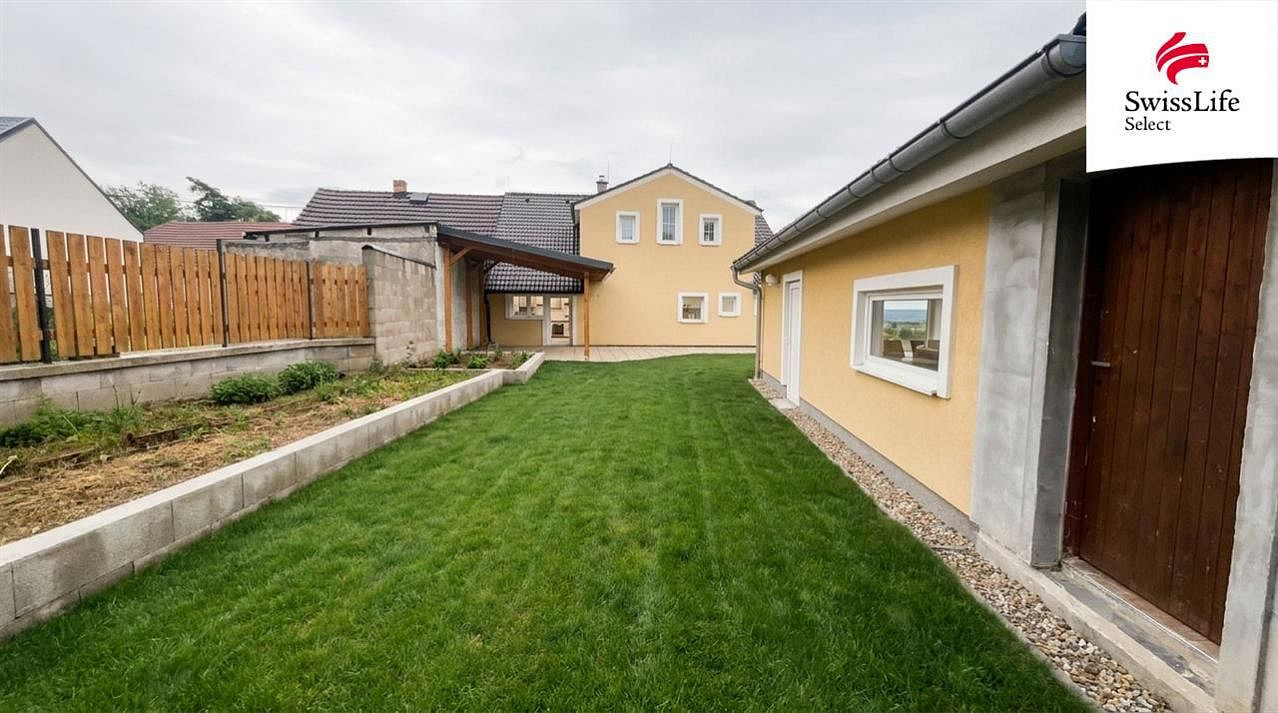 Prodej domu 150 m² s pozemkem 737 m² – fotografie 2
