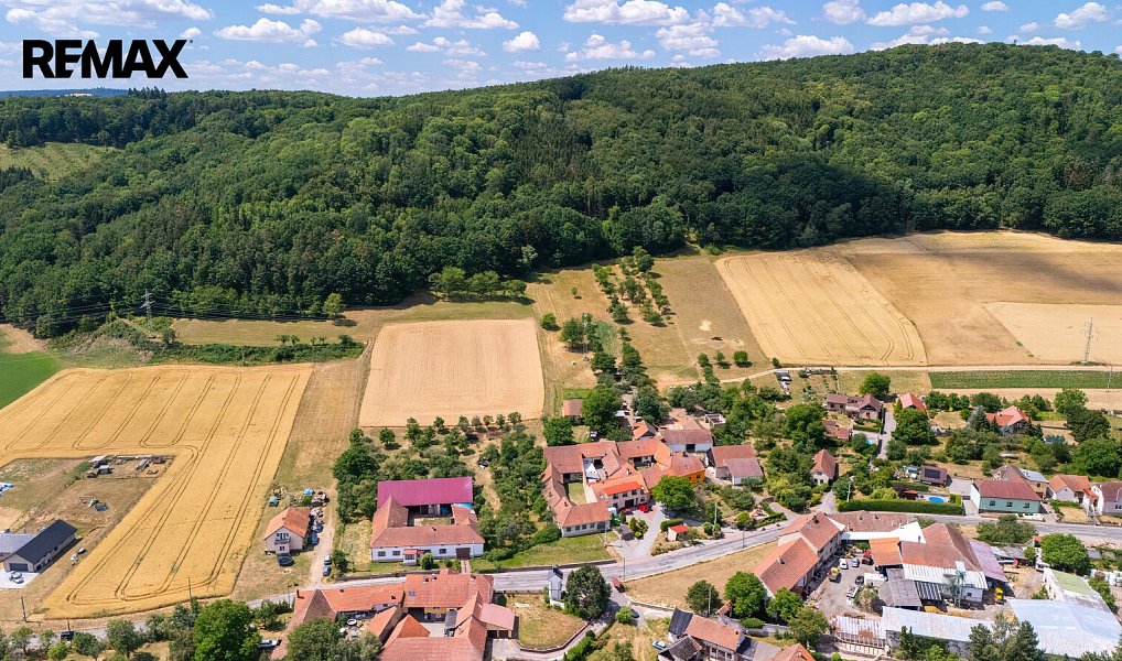 Prodej domu 124 m² s pozemkem 4 419 m², Lomnice – fotka 1 z 55