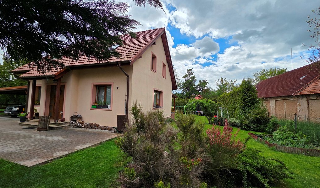 Prodej domu 115 m² s pozemkem 802 m², Tismice – náhled fotky 24