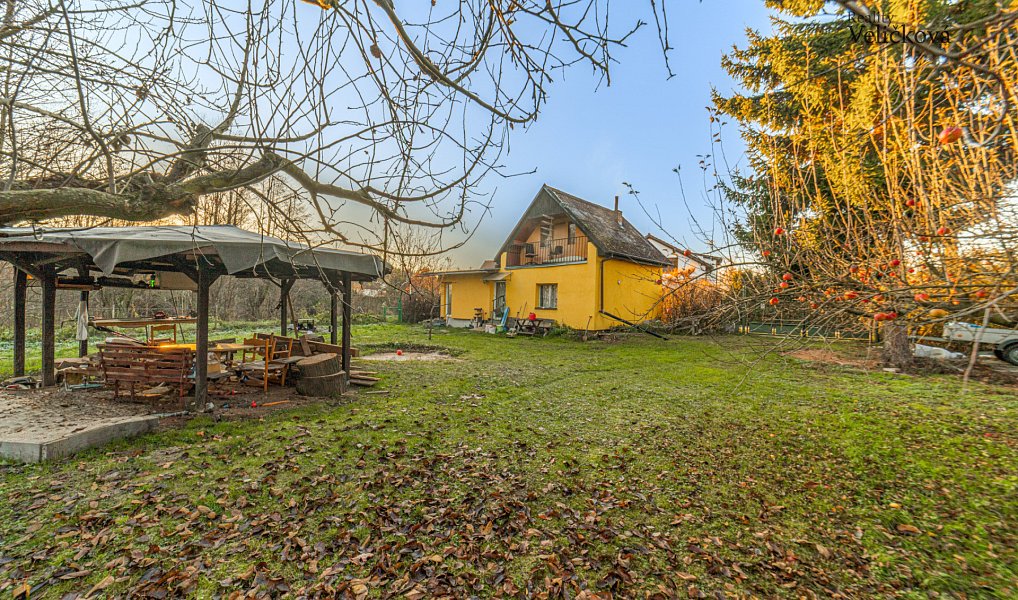 Prodej pozemku, 1291 m², Stěžírky - Hradec Králové, Stěžery