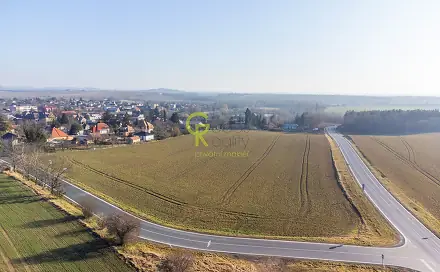 Prodej stavebního pozemku 23 591 m², Husova, Plaňany, okres Kolín