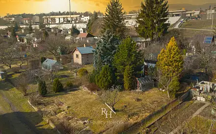 Prodej zahrady 303 m², Kladno