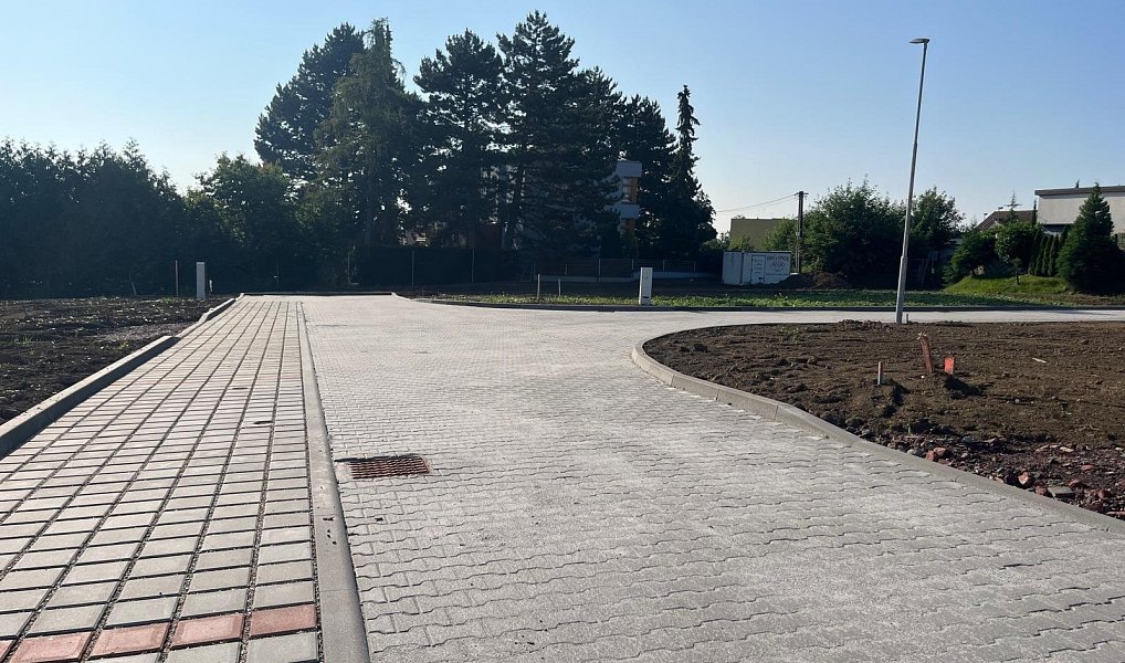 Prodej stavebního pozemku 600 m², Rajhrad – náhled fotky 5