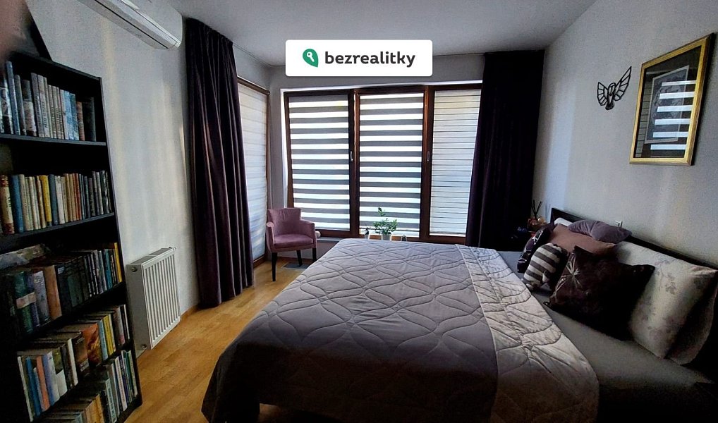 Prodej bytu 3+1 76 m², Praha – fotka 1 z 16