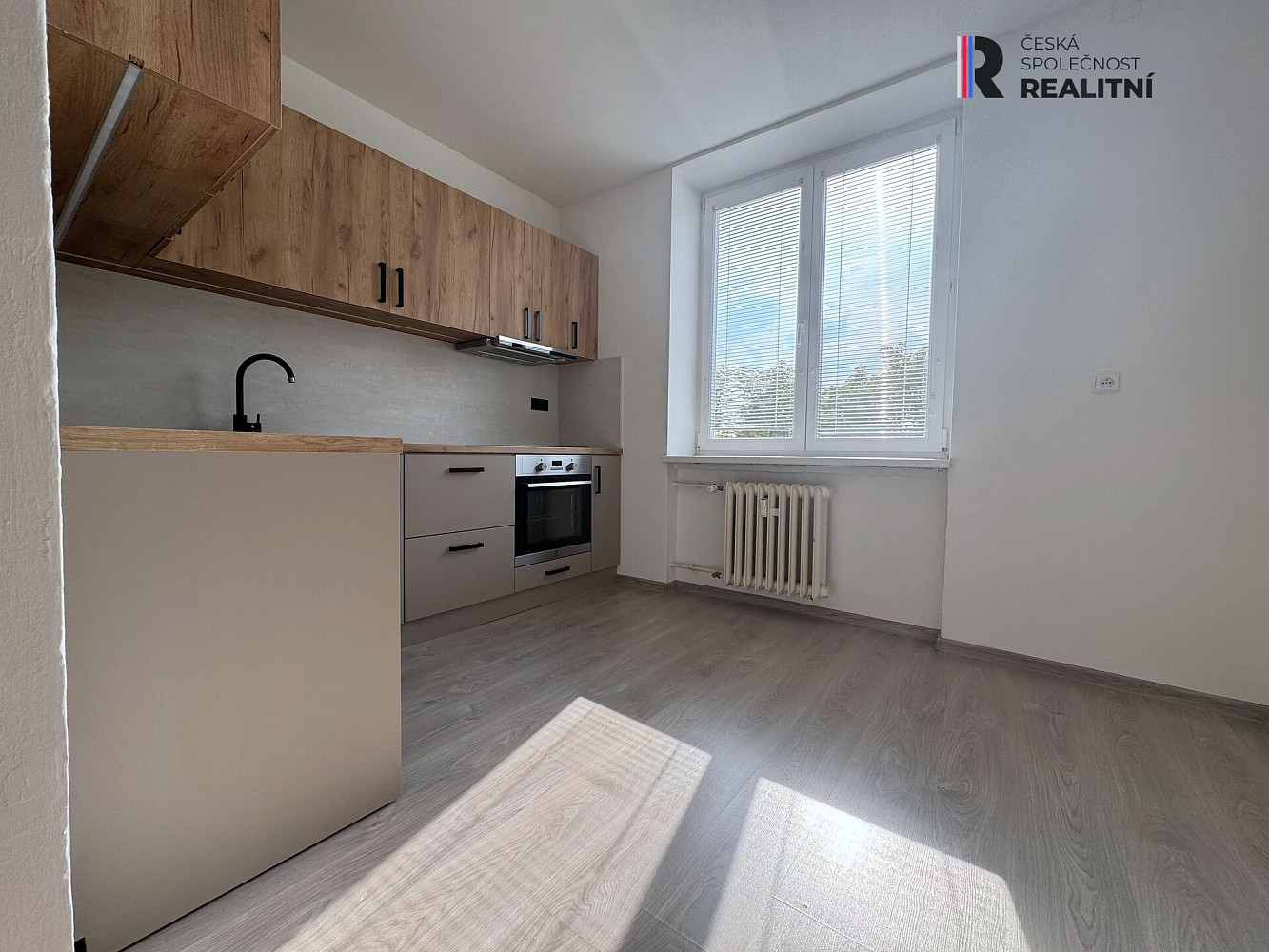 Pronájem bytu 2+1 54 m² – fotografie 3