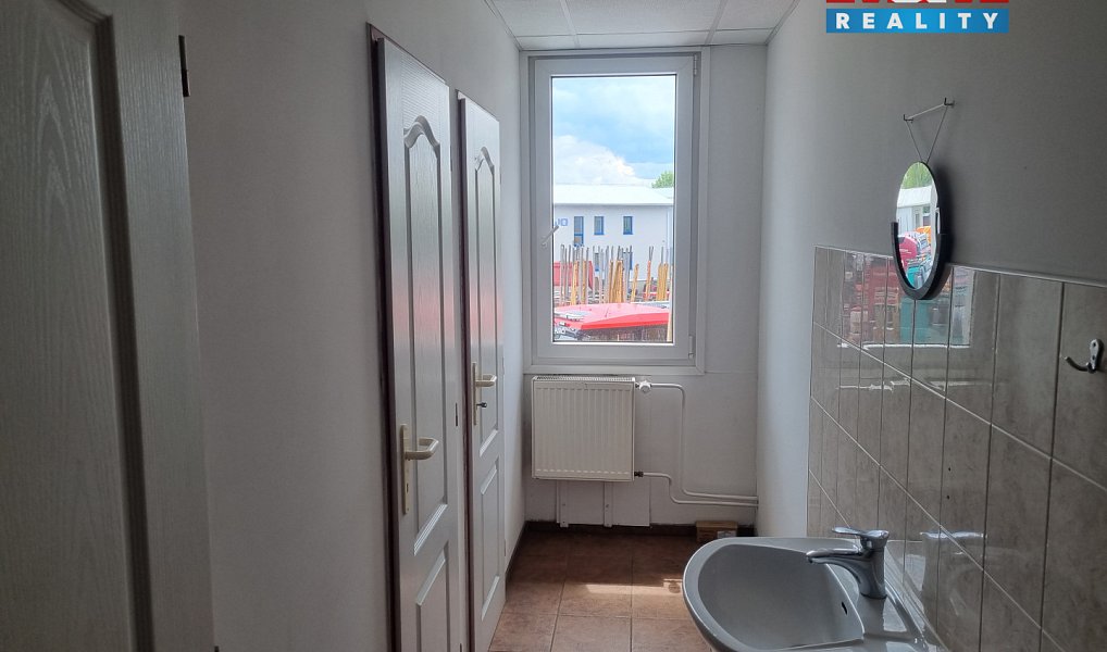 Pronájem obchodních prostor 336 m², Jihlava – náhled fotky 13