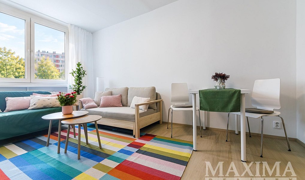Pronájem bytu 2+kk 39 m², Praha – fotka 1 z 17