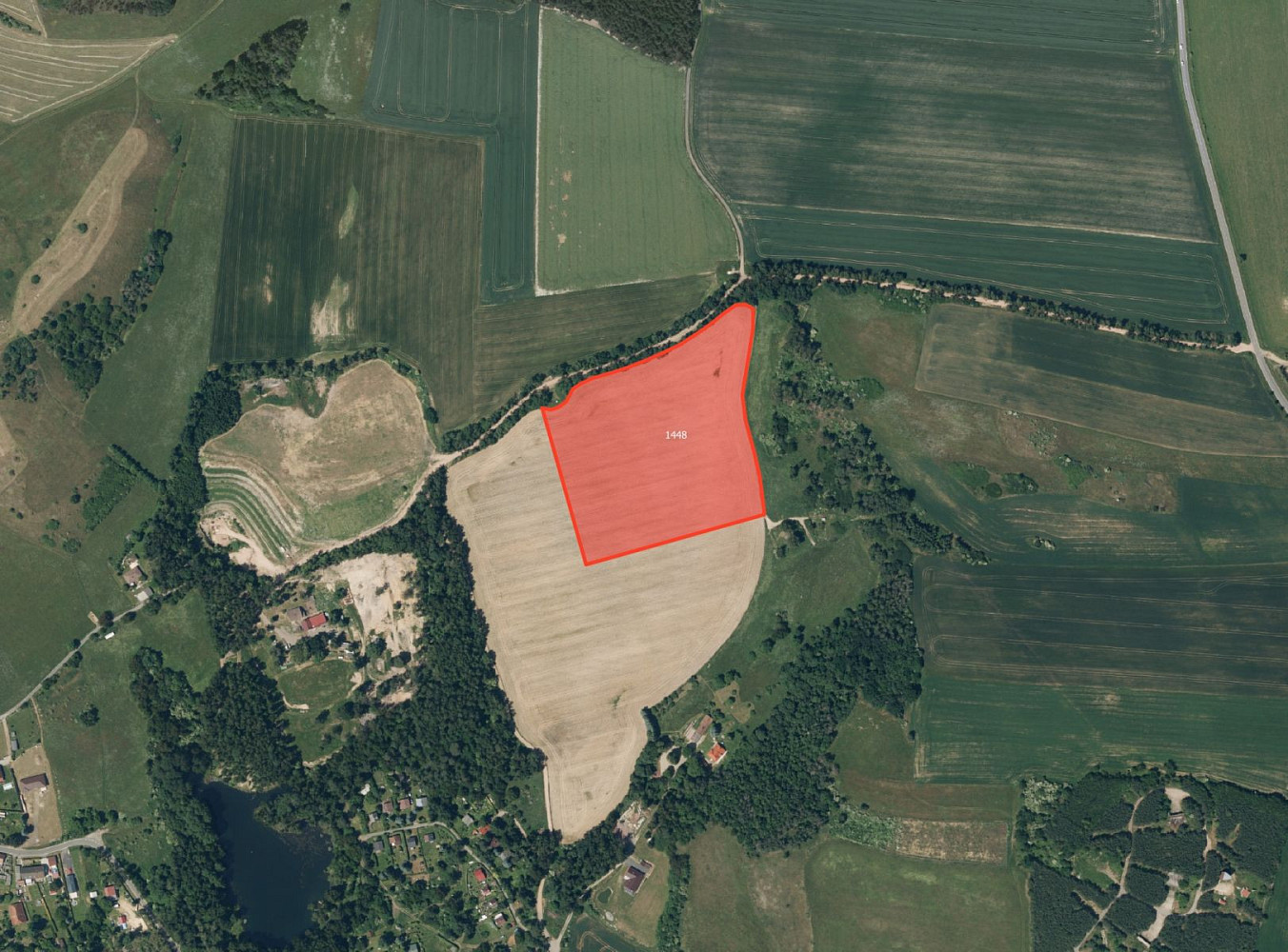 Prodej pole 32 272 m²