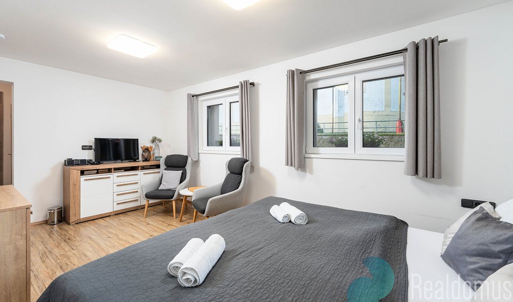 Prodej ubytovacího objektu 953 m², Sepekov – náhled fotky 23