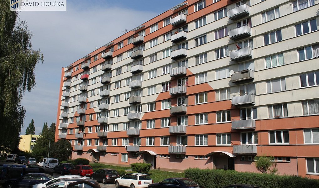 Pronájem bytu 2+1 65 m², Jindřichův Hradec – fotka 1 z 11