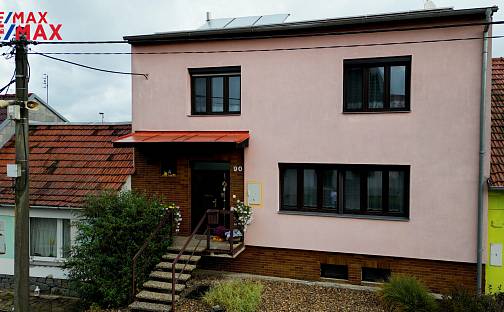 Prodej domu 220 m² s pozemkem 152 m², Velešovice, okres Vyškov