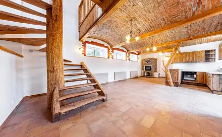 Pronájem bytu 3+kk 100 m²