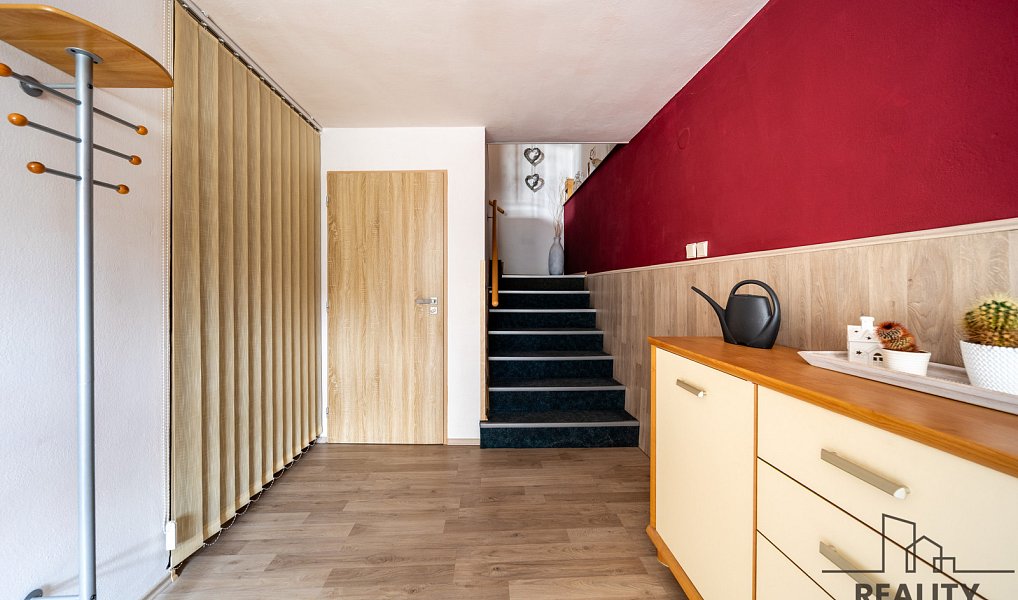 Prodej domu 180 m² s pozemkem 119 m², Trhové Sviny – náhled fotky 17