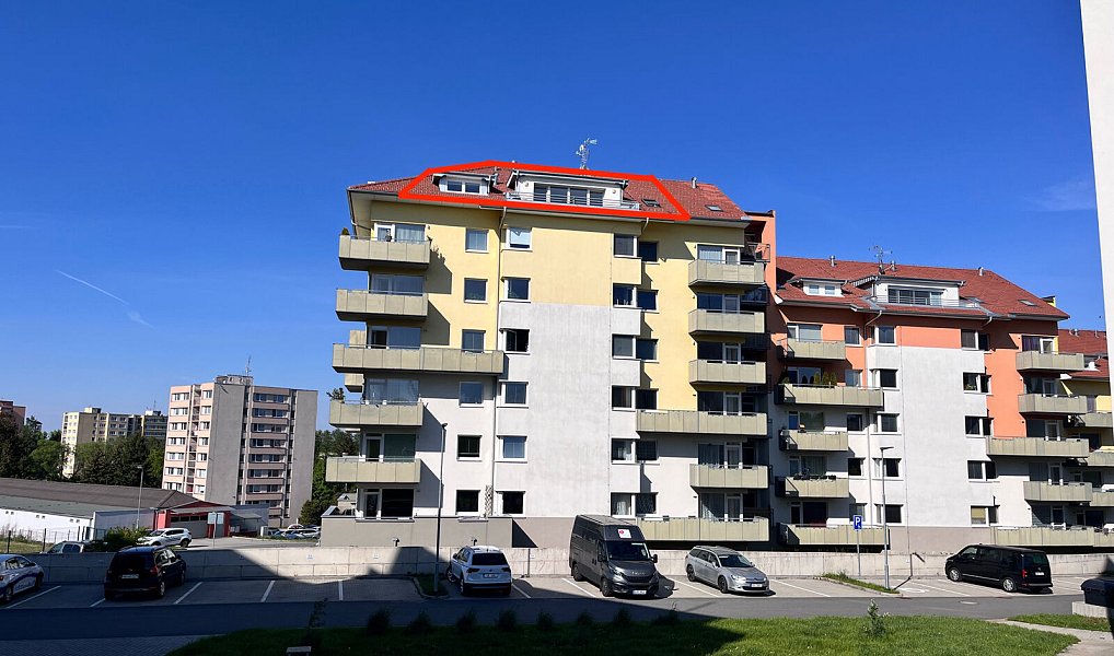 Prodej bytu 4+kk 119 m², Pelhřimov – náhled fotky 3