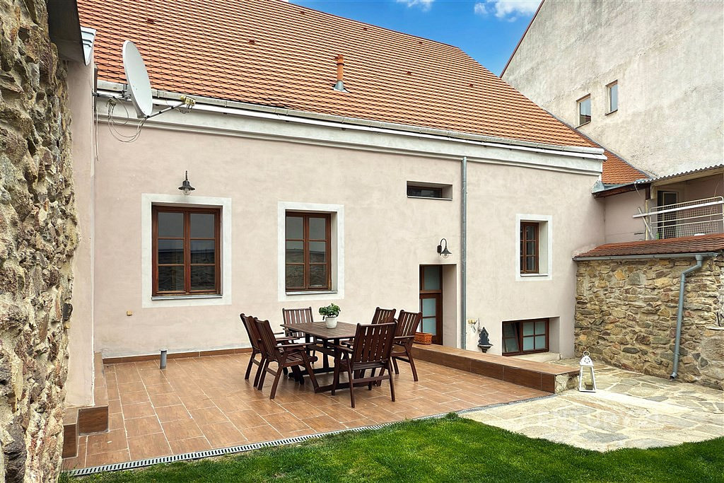 Prodej domu 330 m² s pozemkem 329 m² — photo 5
