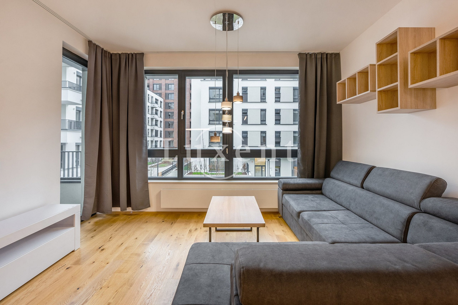 Pronájem bytu 2+kk 61 m² — photo 2