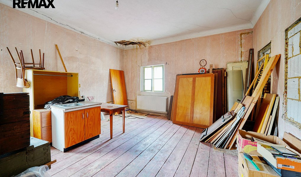 Prodej domu 677 m² s pozemkem 1 103 m², Úterý – náhled fotky 8