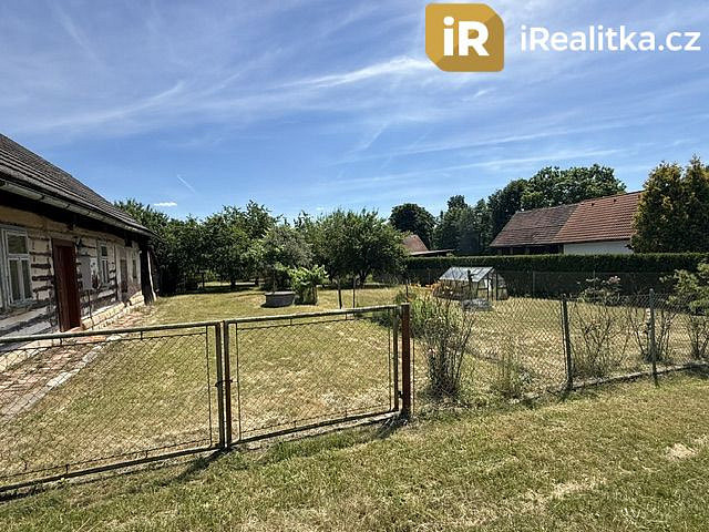 Prodej stavebního pozemku 1 117 m² — photo 2