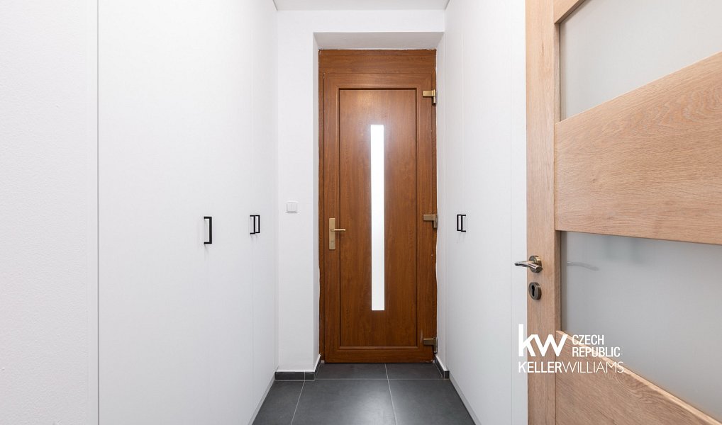Prodej domu 145 m² s pozemkem 723 m², Zlonín – náhled fotky 15