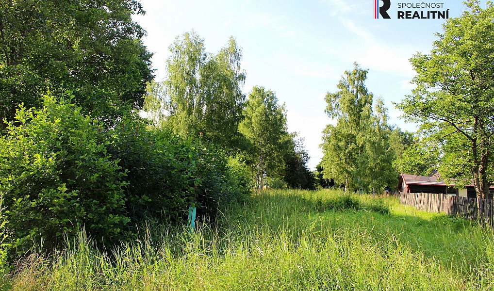 Prodej pozemku 2 023 m², Pila – náhled fotky 8