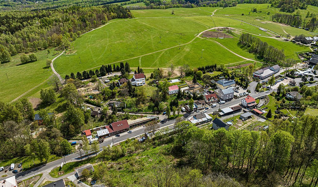 Prodej stavebního pozemku 1 218 m², Petrovice – náhled fotky 5