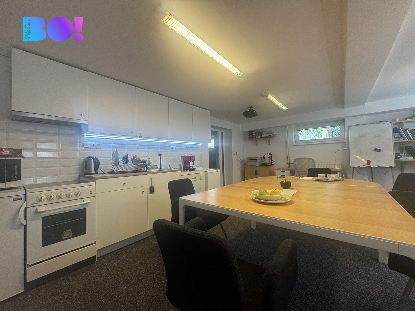 Pronájem kanceláře 43 m² – fotografie 3