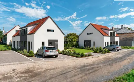 Prodej stavebního pozemku 437 m², Dyjská, Drnholec, okres Břeclav