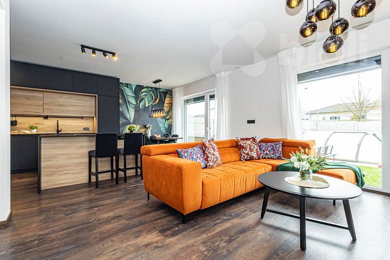 Prodej domu 146 m² s pozemkem 559 m² — photo 3