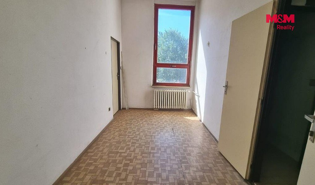 Pronájem obchodních prostor 214 m², Orlová – náhled fotky 8