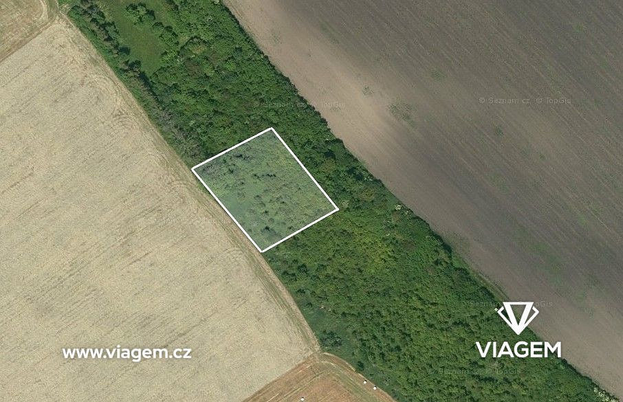Prodej pole 566 m² – pohled 2