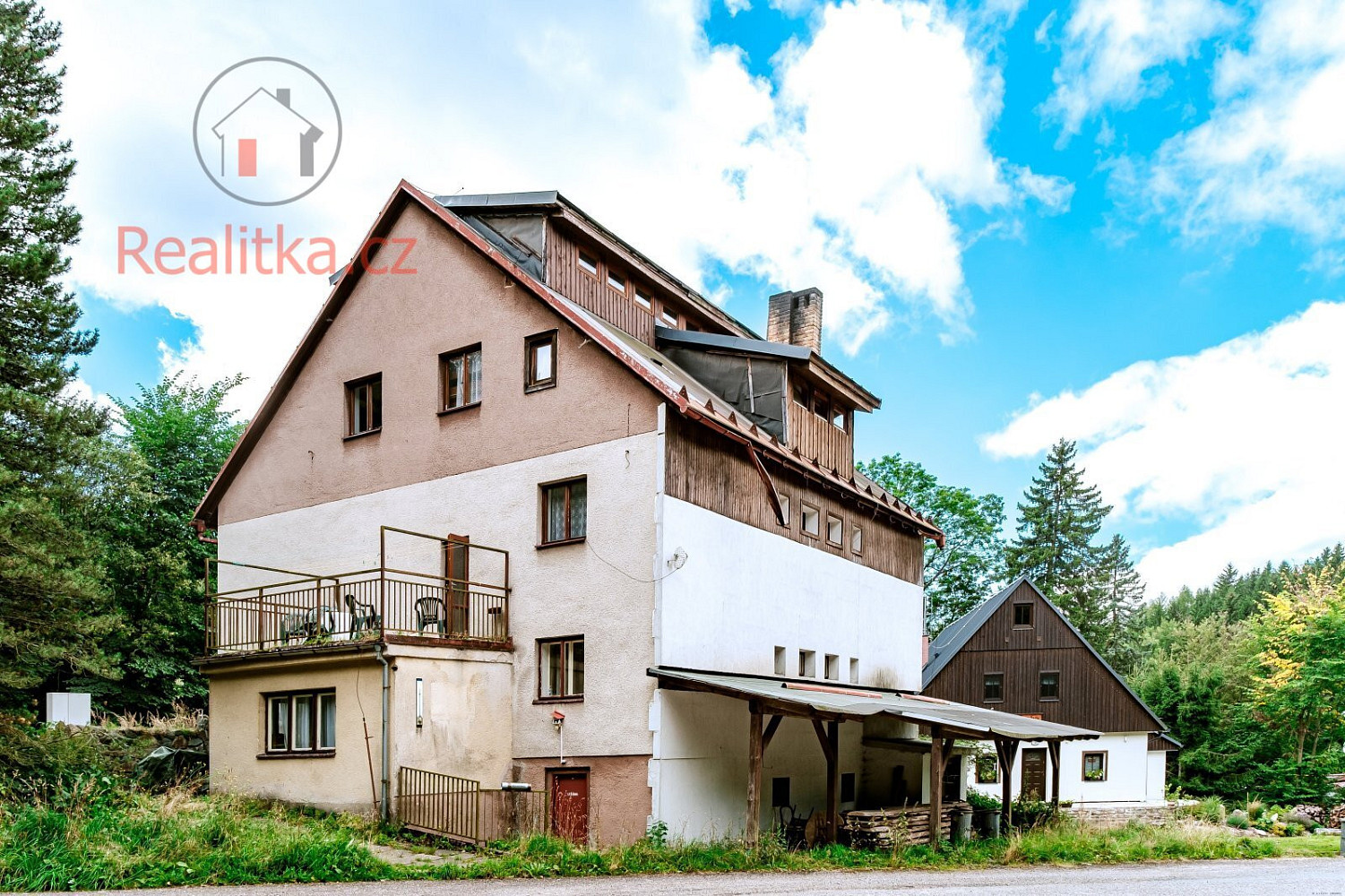 Prodej ubytovacího objektu 650 m² – fotografie 5