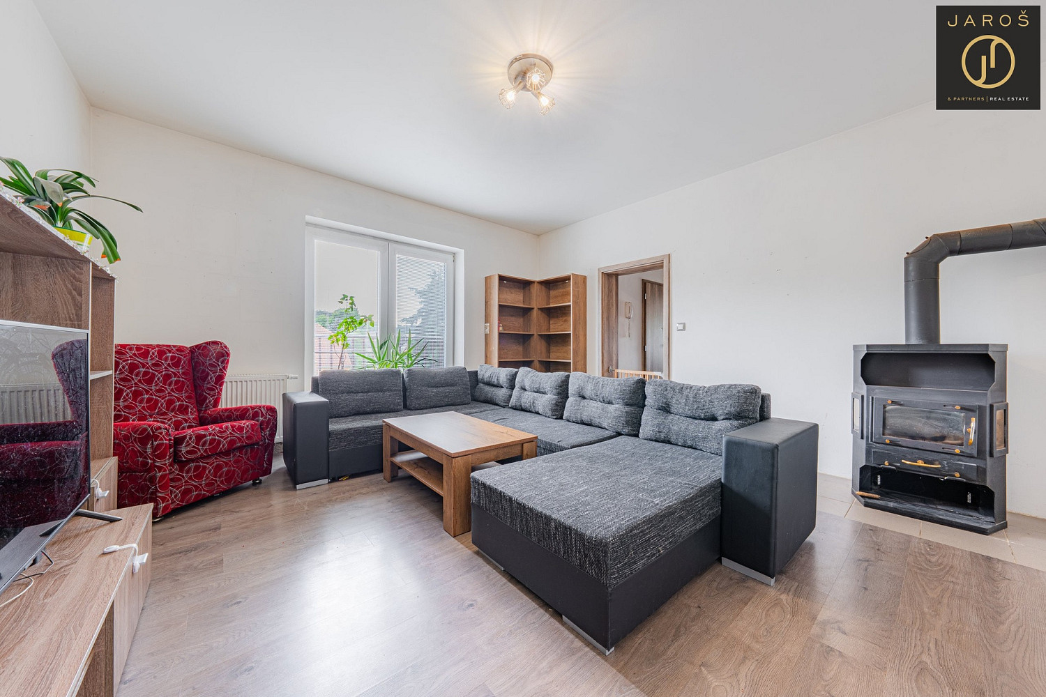 Prodej domu 150 m² s pozemkem 554 m² — photo 3
