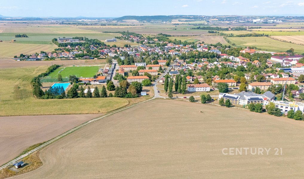 Prodej pozemku, 1 m², Mladá Boleslav, Luštěnice