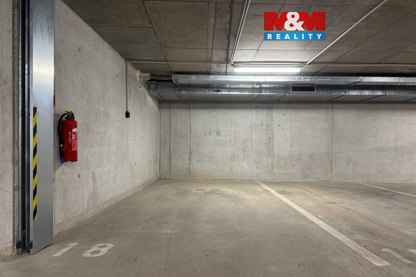 Pronájem garážového stání, 18 m2, plzeň, ul. rejskova