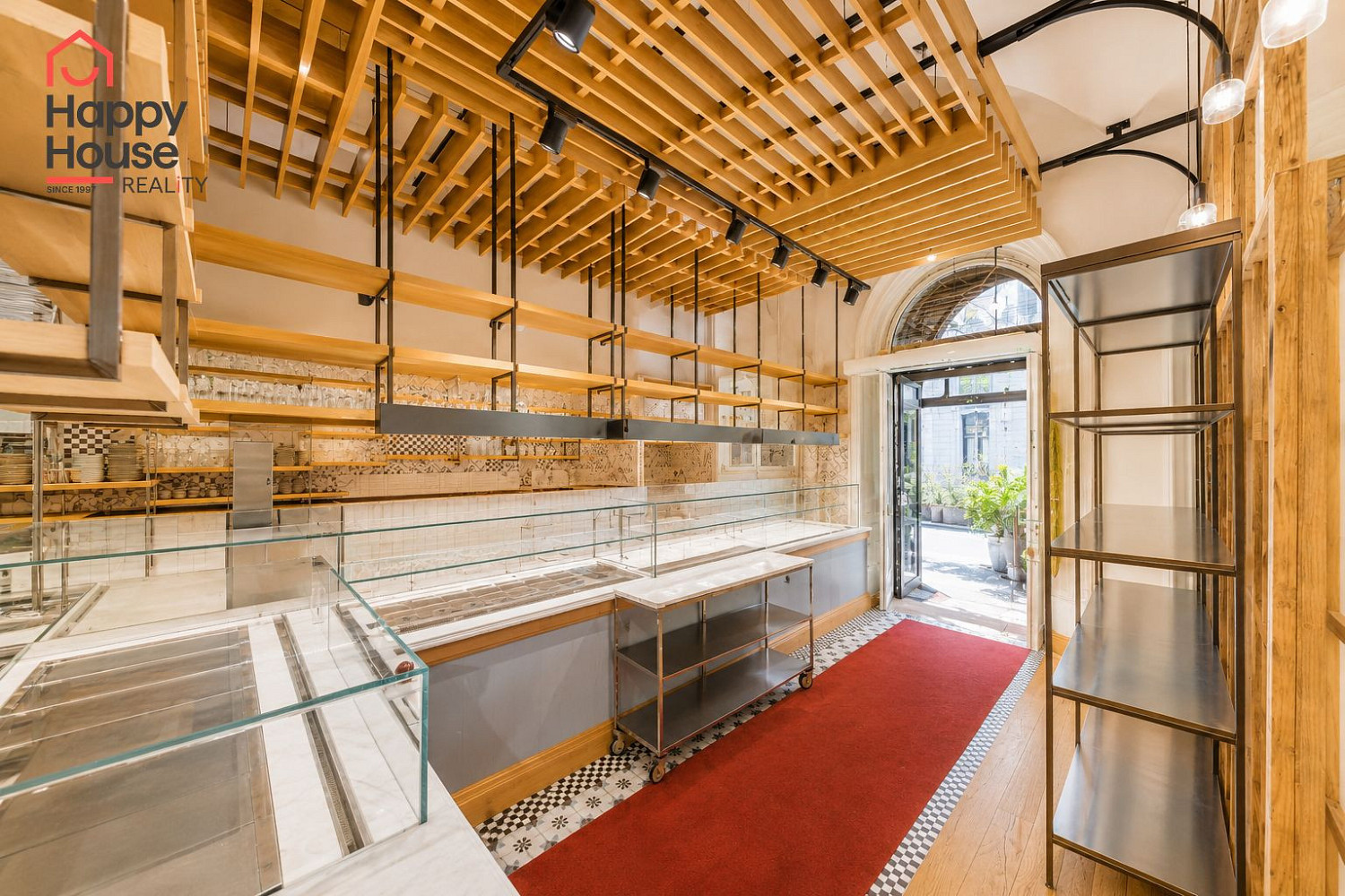 Pronájem kanceláře 224 m² – fotografie 4