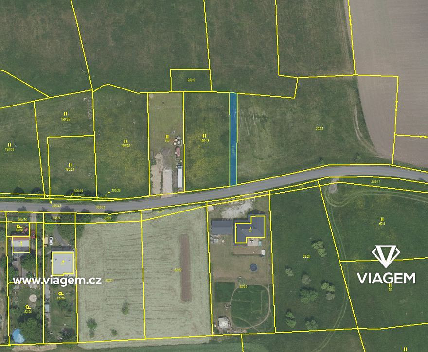 Prodej stavebního pozemku 110 m² – pohled 3