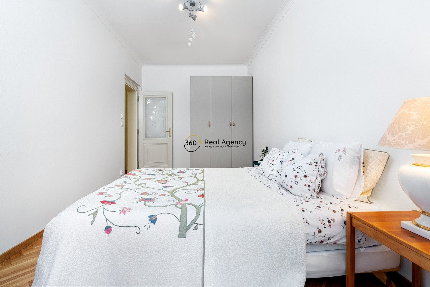 Prodej bytu 2+kk 43 m² — photo 3