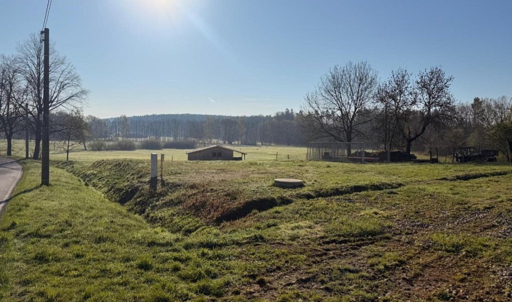 Prodej stavebního pozemku 1 948 m², Přehořov – fotka 1 z 3