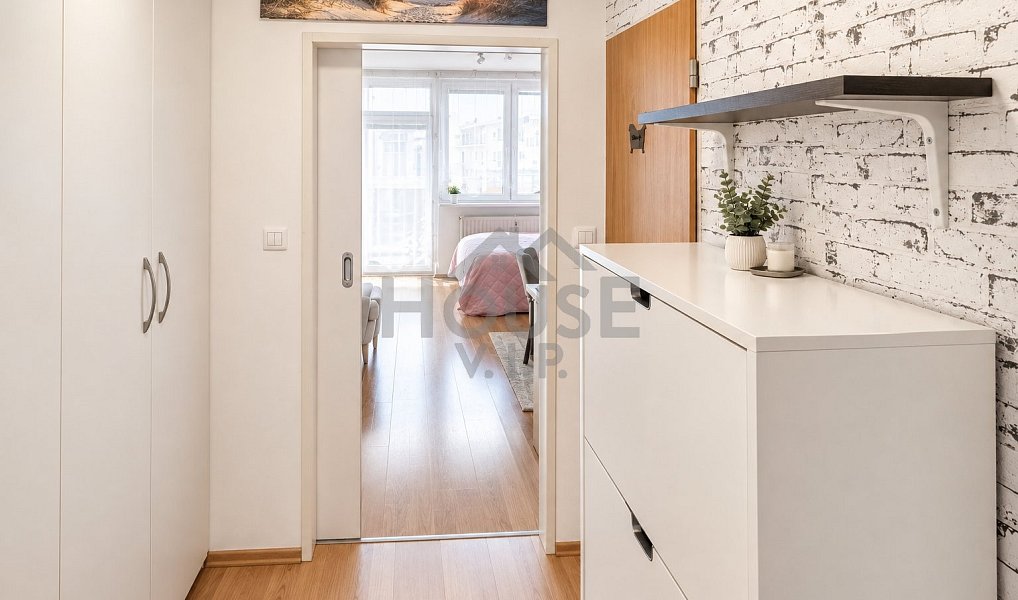 Prodej bytu 1+kk 31 m², Praha – náhled fotky 7