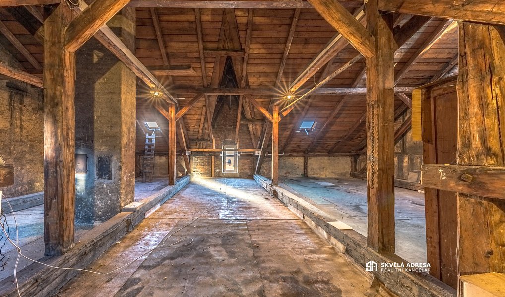 Prodej nájemního domu, činžáku 600 m², Vimperk – náhled fotky 24