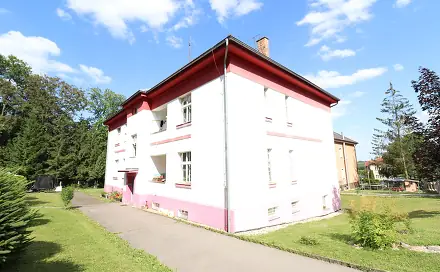 Pronájem bytu 1+kk 33 m², Rakouská, Milovice - Mladá, okres Nymburk