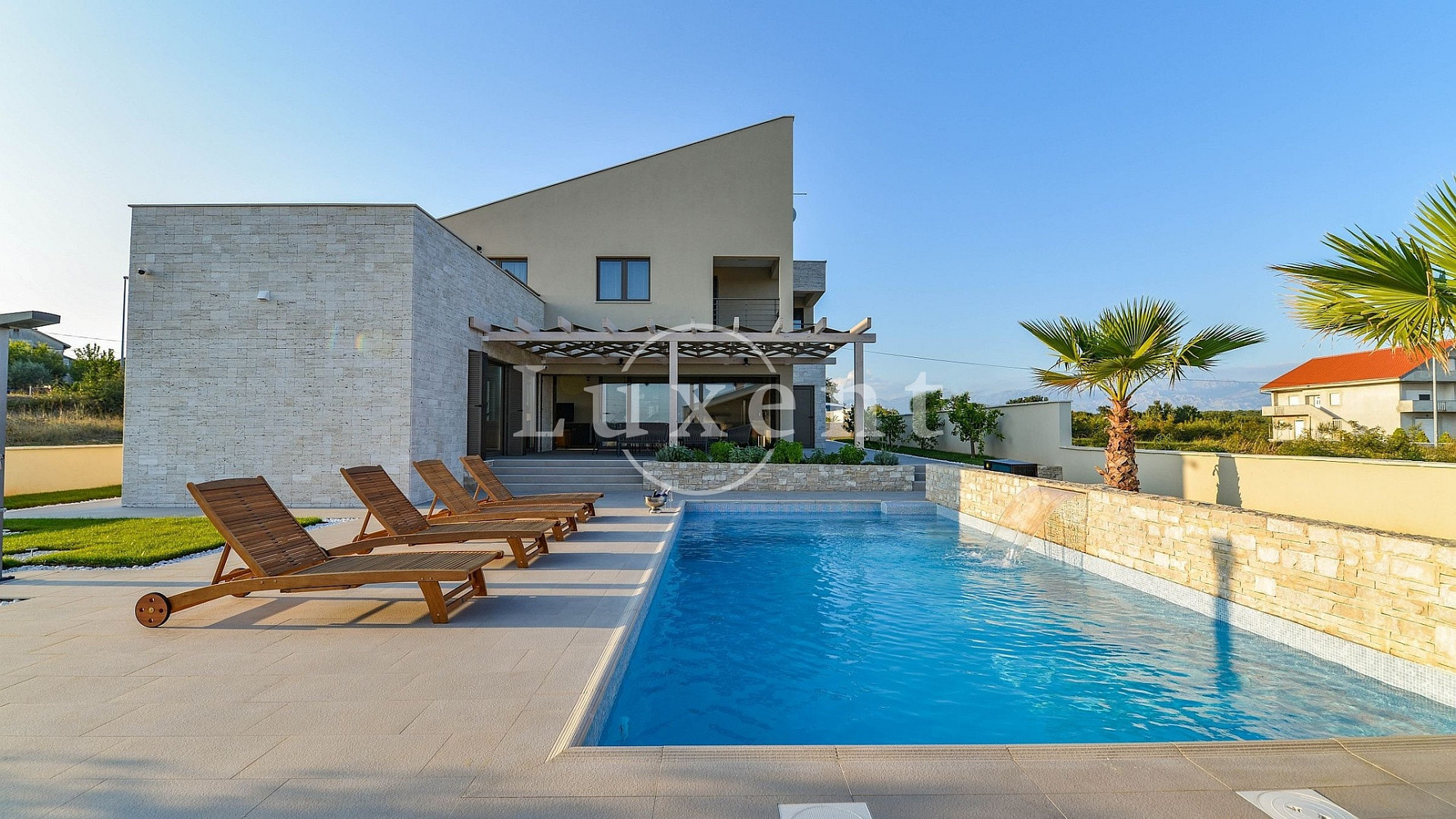 Prodej domu 343 m² s pozemkem 4 225 m², Zadar