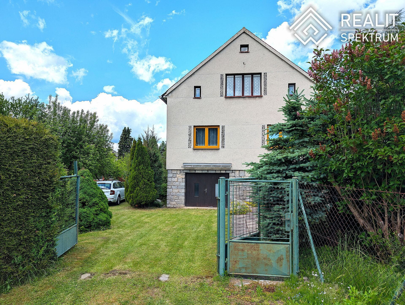 Prodej domu 139 m² s pozemkem 1 940 m² – fotografie 2