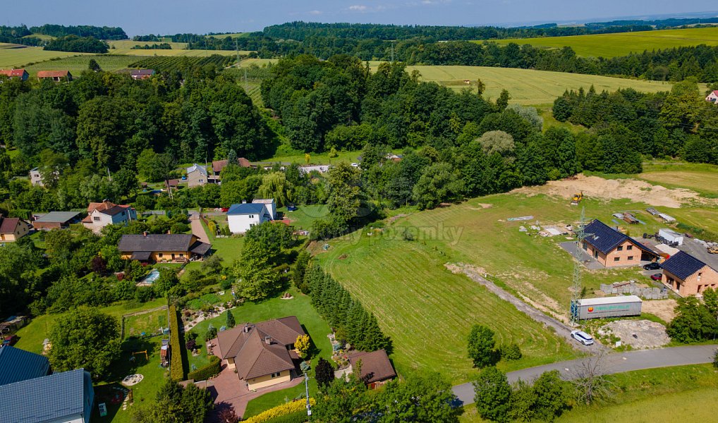 Prodej stavebního pozemku 1 978 m², Hukvaldy – náhled fotky 7
