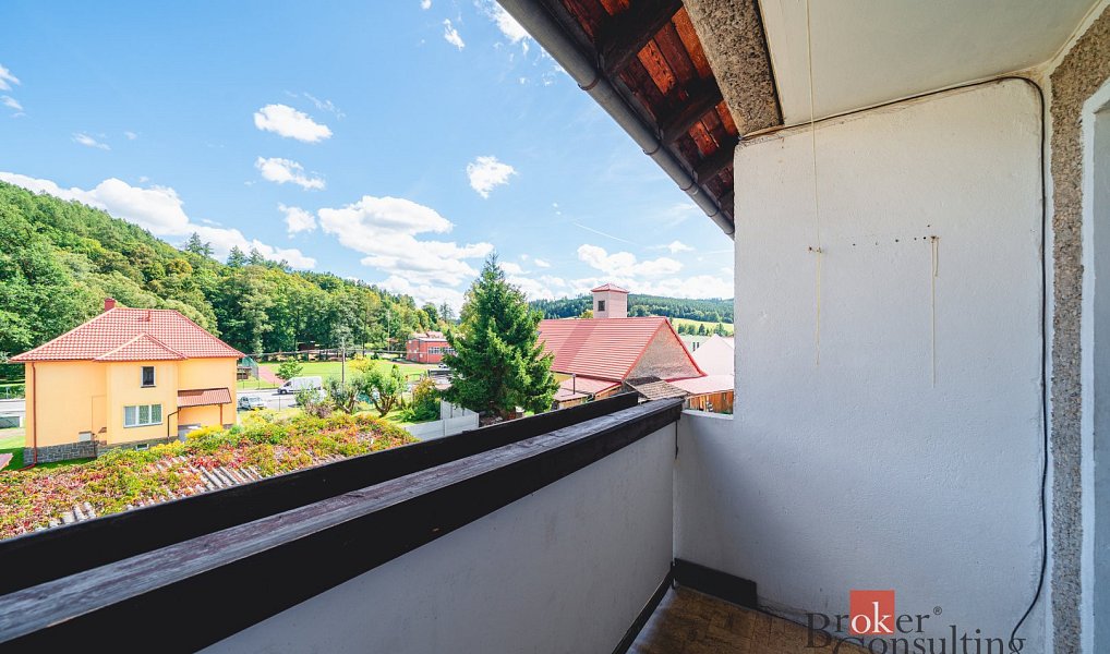 Prodej bytu 3+1 80 m², Kolinec – náhled fotky 19
