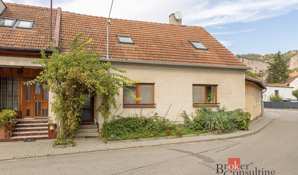 Prodej domu 150 m² s pozemkem 140 m², Čebín – fotka 1 z 23