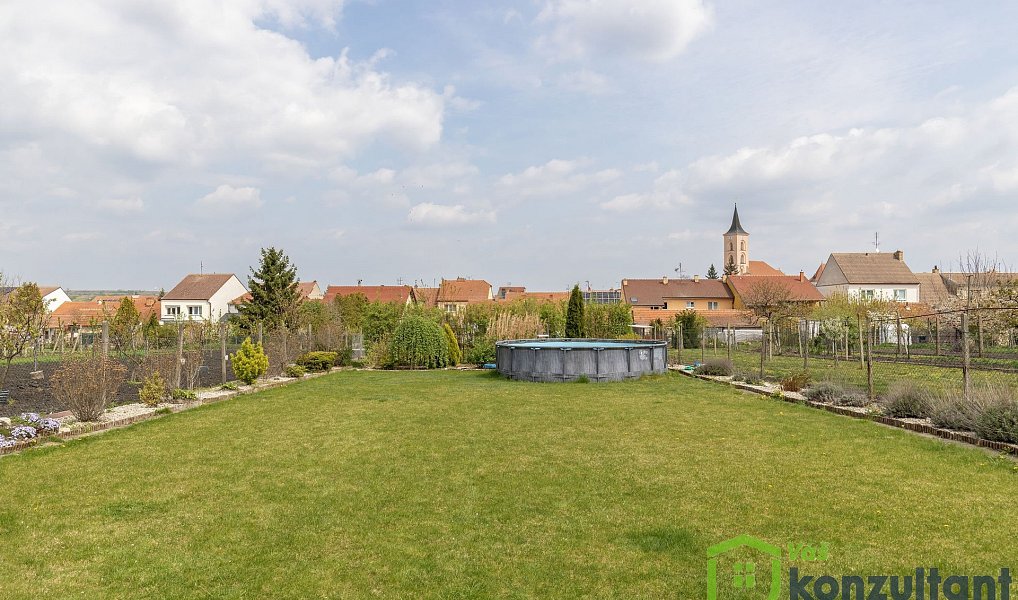 Prodej domu 204 m² s pozemkem 1 432 m², Velké Bílovice – náhled fotky 24