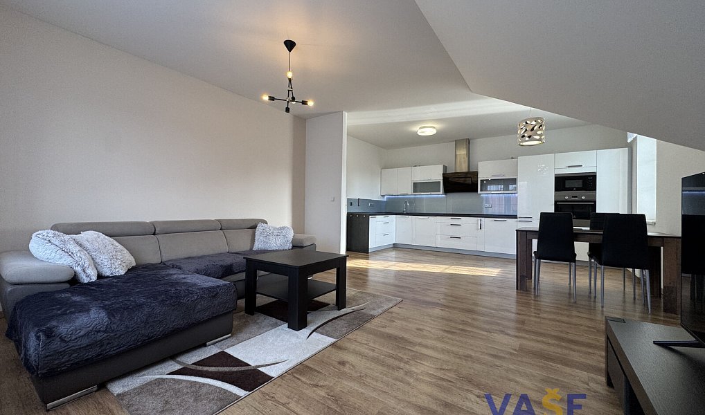 Pronájem bytu 3+kk 95 m², Býškovice – náhled fotky 2