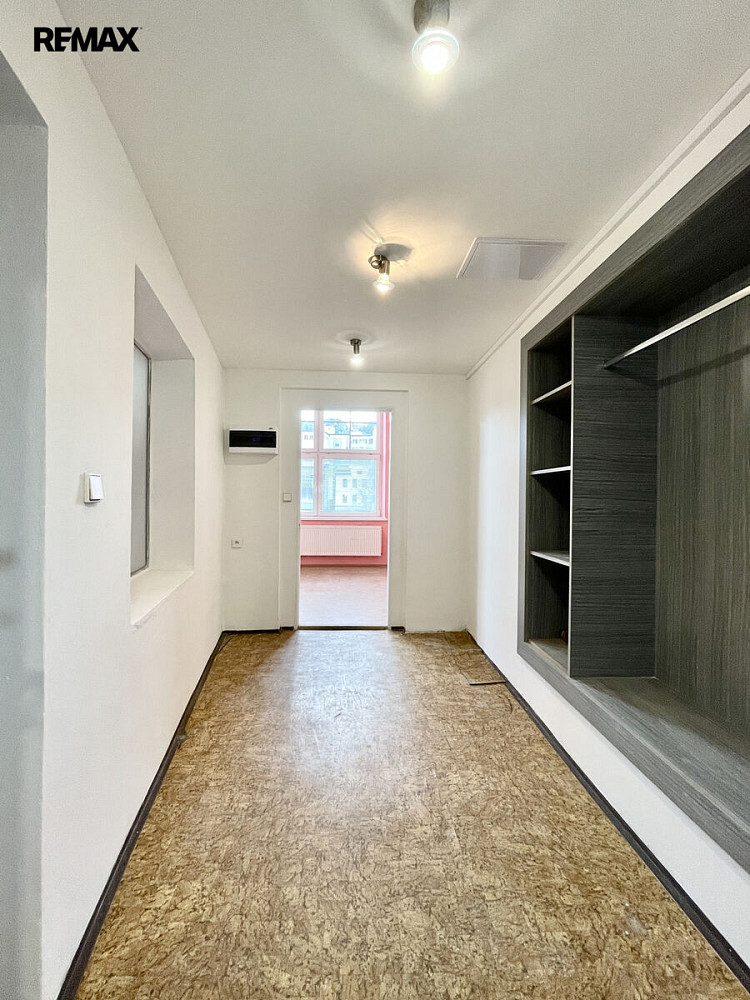 Pronájem obchodních prostor 25 m² – fotografie 2
