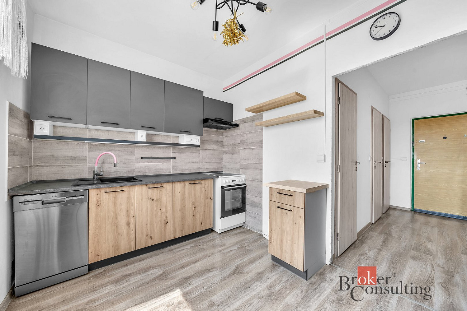 Pronájem bytu 1+1 40 m²